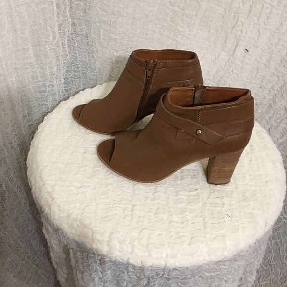 Steve Madden Brown Leather Open Toe Booties Size 9 - Picture 3 of 11
